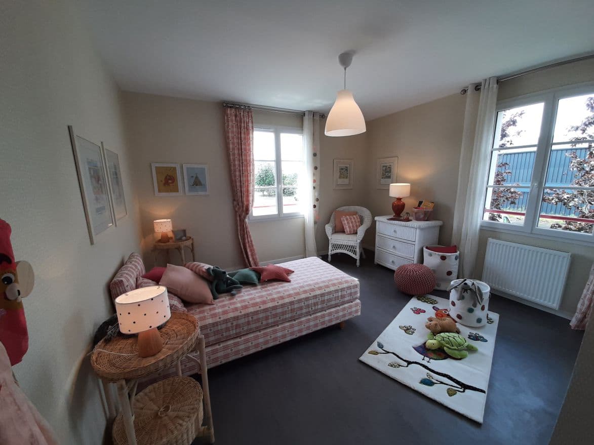 la Jarrie — Située à La Jarrie, à seulement quelques minutes de La Rochelle et des plages de Châtelaillon, cette... — Miniature 6