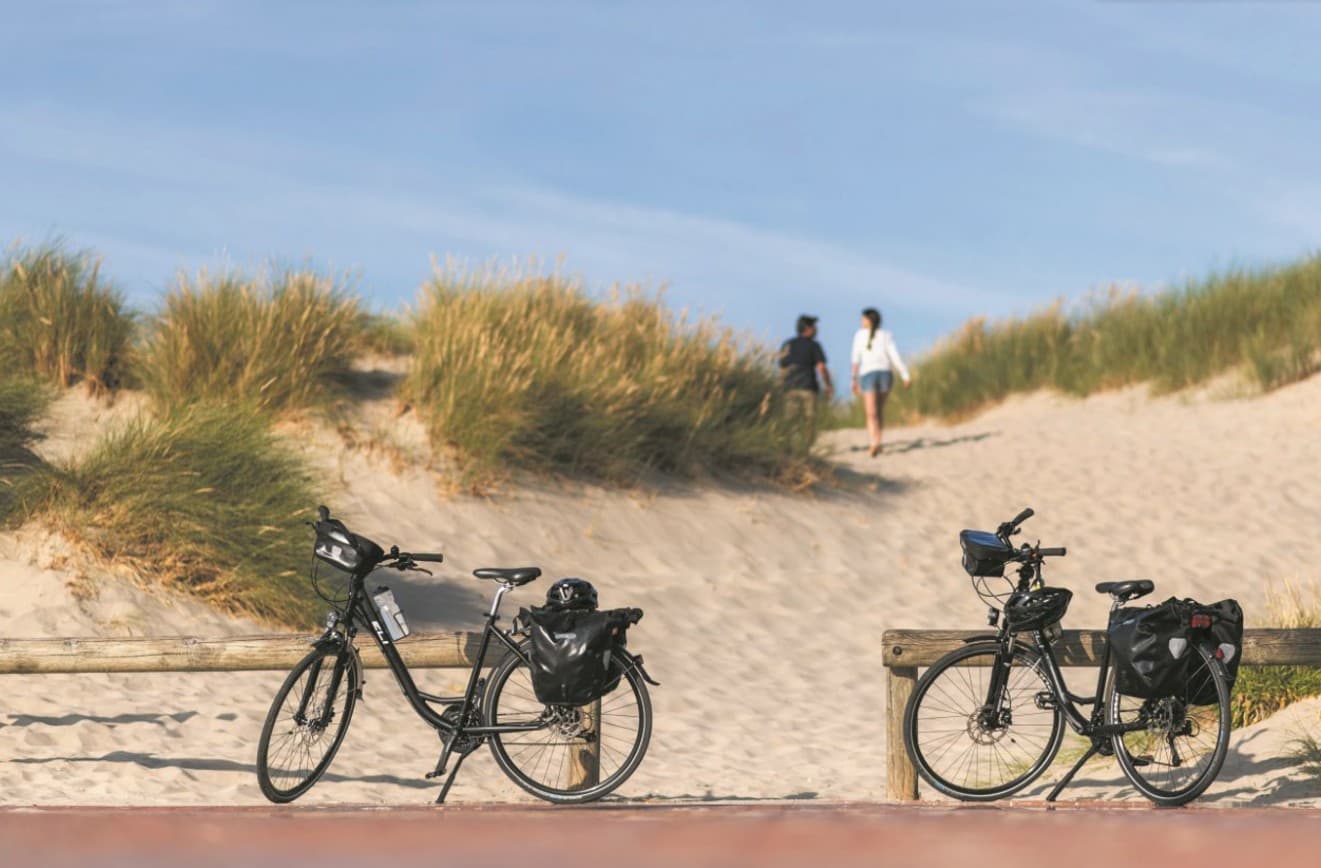 Bray-Dunes — Situé sur la côte d’Opale, le village de Bray-Dunes séduit par son cadre paisible en bord de mer. À ... — Miniature 13