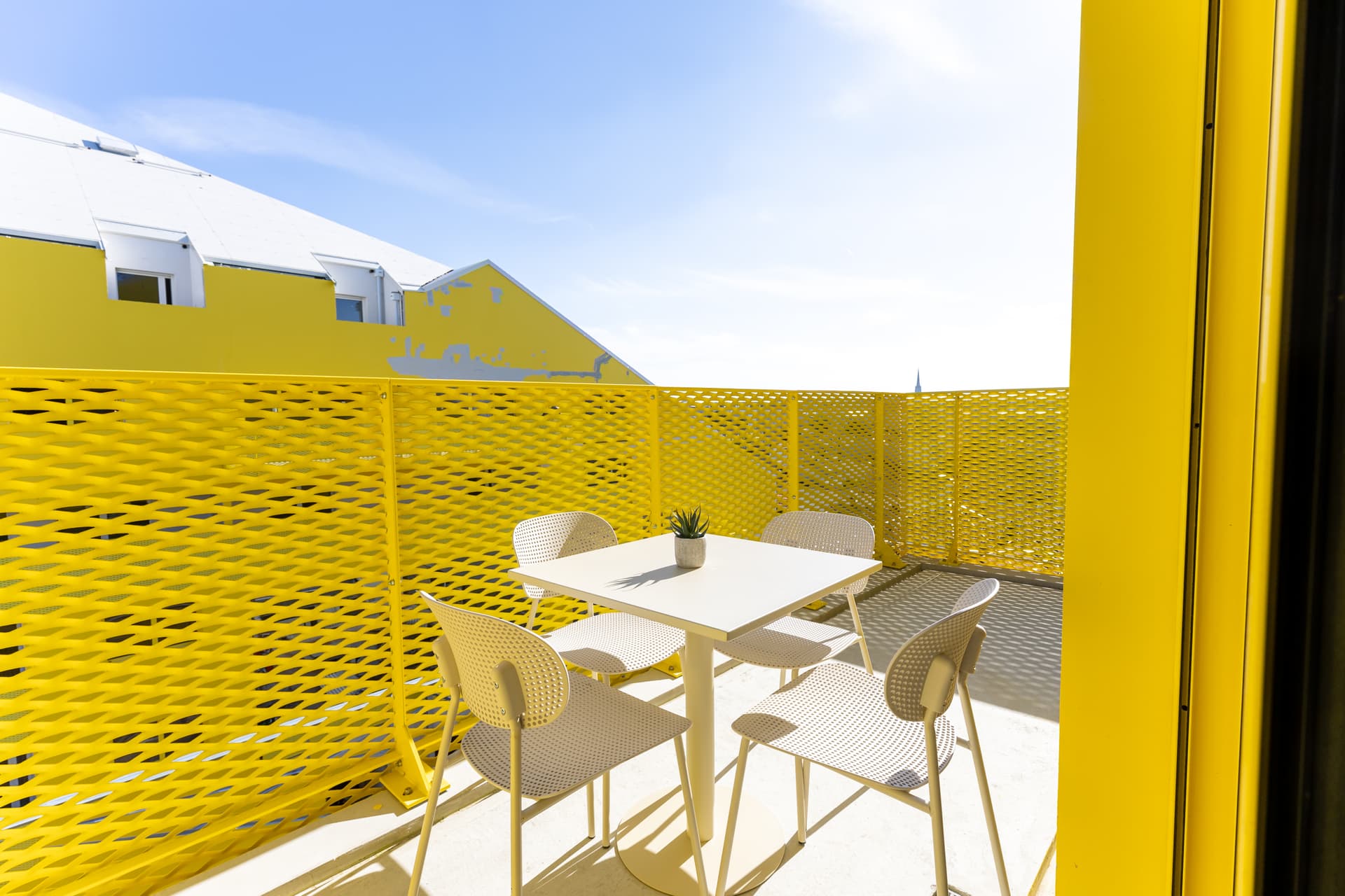 Bordeaux — Située sur les rives de la Garonne, cette nouvelle résidence propose un large choix d’appartements, ... — Miniature 10