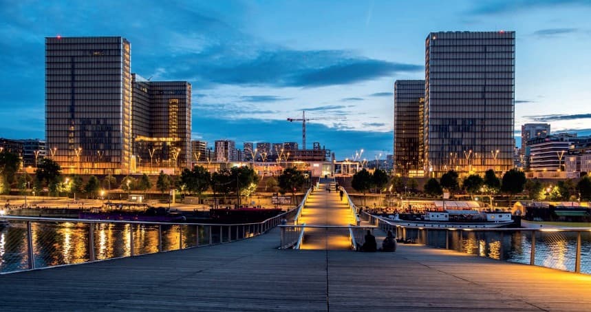 Paris — Située au cœur du 13ème arrondissement de Paris, cette résidence propose les derniers appartements d... — Miniature 4