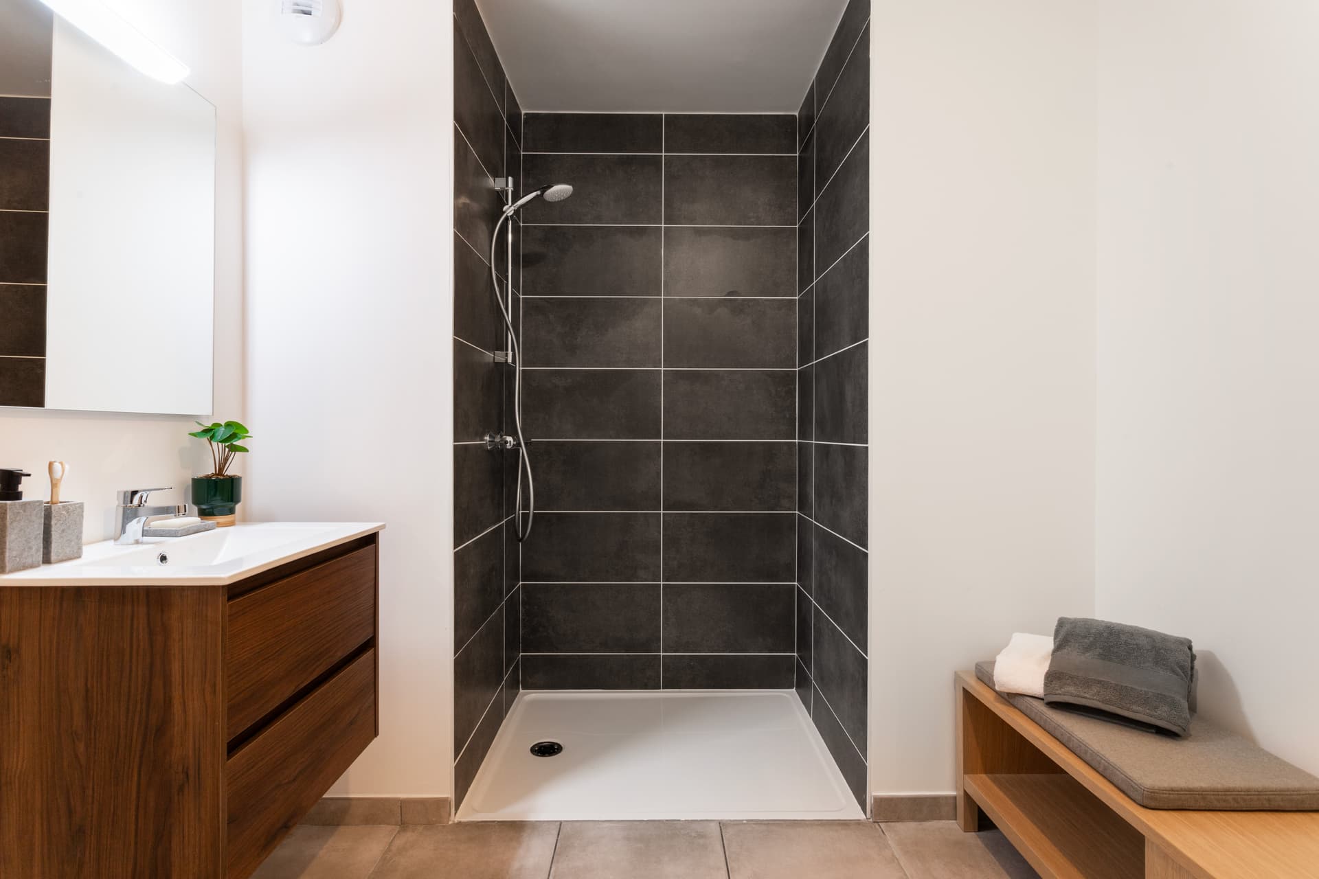 Croix — Située à moins de 10 kilomètres au nord-est de Lille, cette résidence à Croix bénéficie d’un cadre a... — Miniature 12