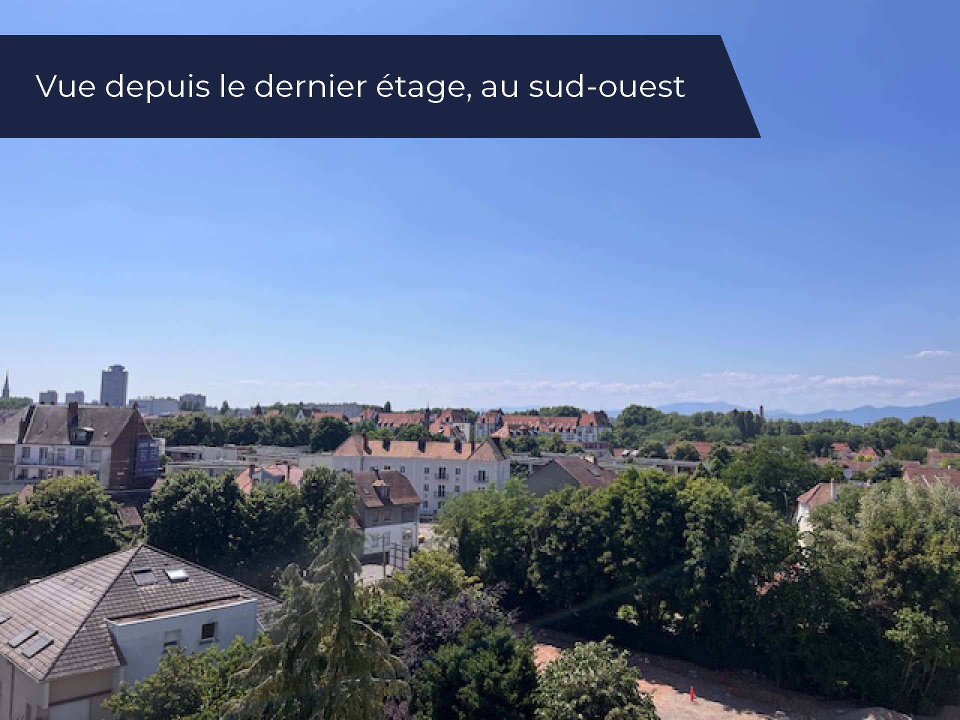 Mulhouse — Située à Mulhouse, au cœur de l’Alsace et à la croisée des frontières suisse et allemande, cette rés... — Miniature 2