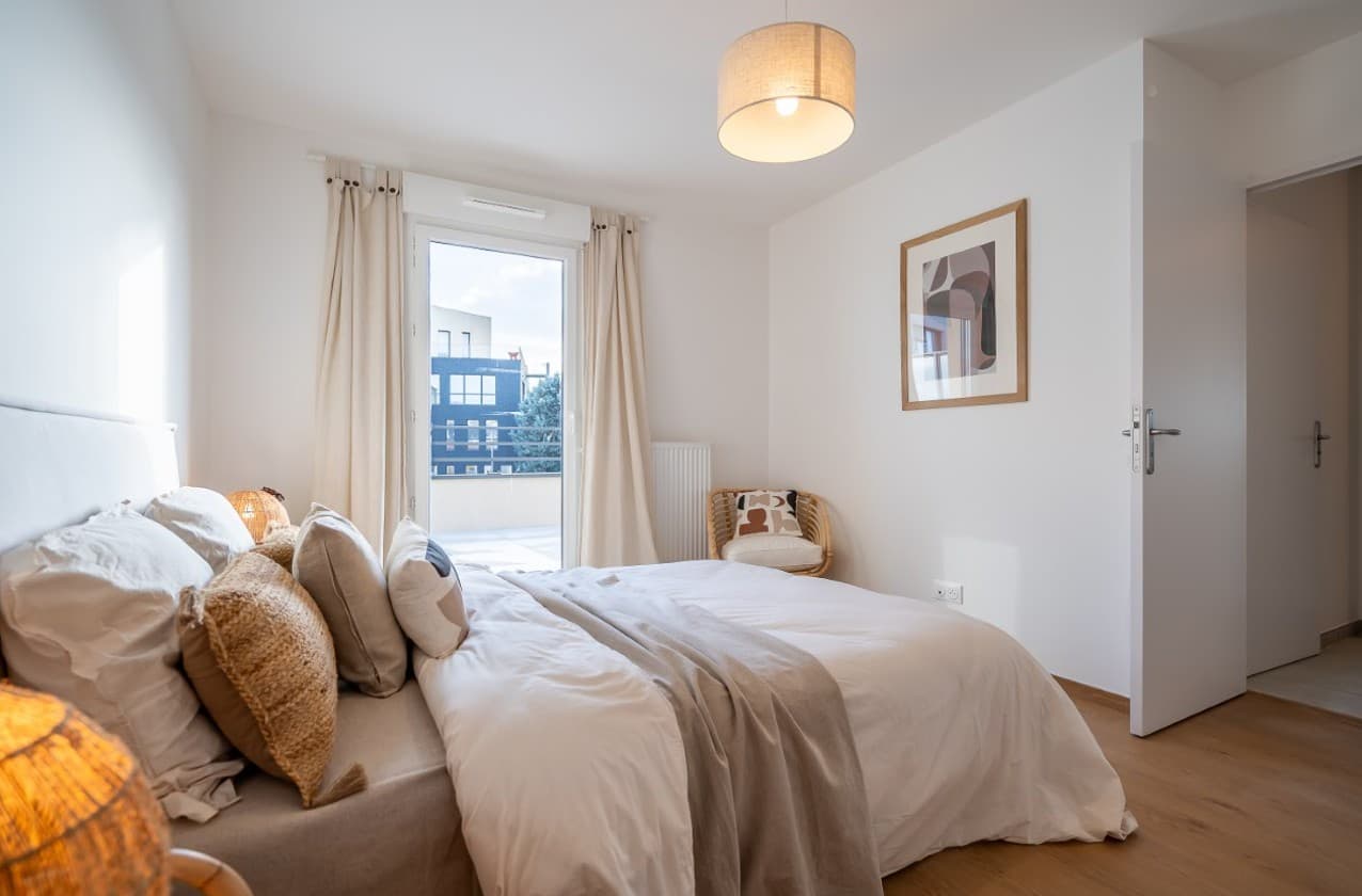 Dardilly — Située à une dizaine de kilomètres au nord-ouest de Lyon, dans la commune prisée de Dardilly, cette ... — Miniature 3