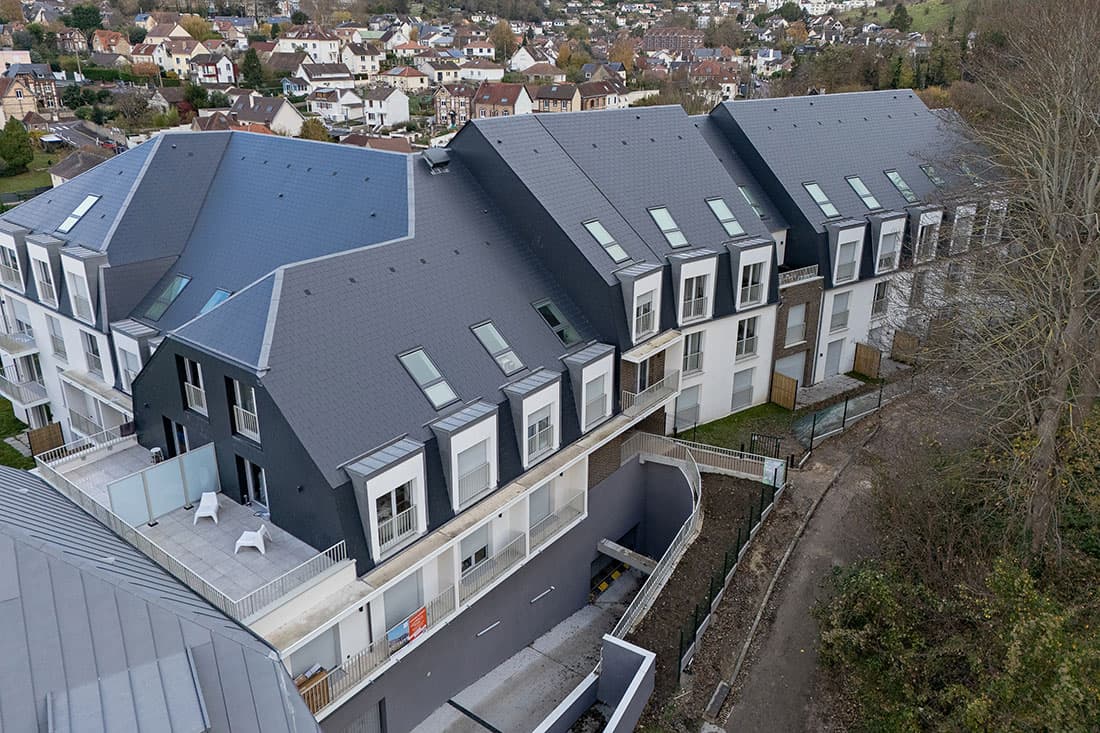 Rouen — Située au cœur de Rouen, cette résidence se distingue par une architecture contemporaine, alliant un... — Miniature 5