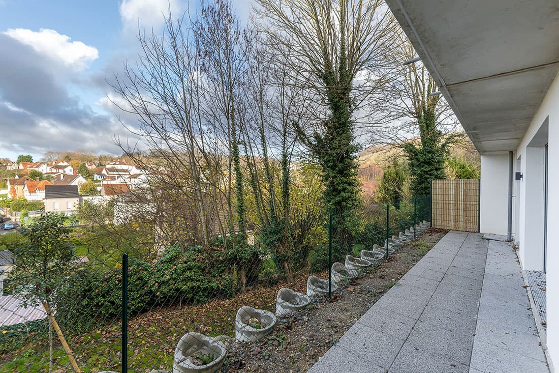 Rouen — Située au cœur de Rouen, cette résidence se distingue par une architecture contemporaine, alliant un... — Miniature 9