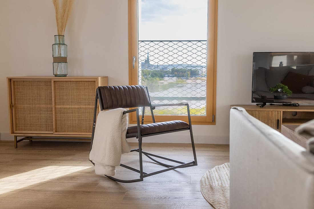 Rouen — Au cœur de la ville, ce spacieux appartement situé au septième et dernier étage d’une résidence de s... — Miniature 12