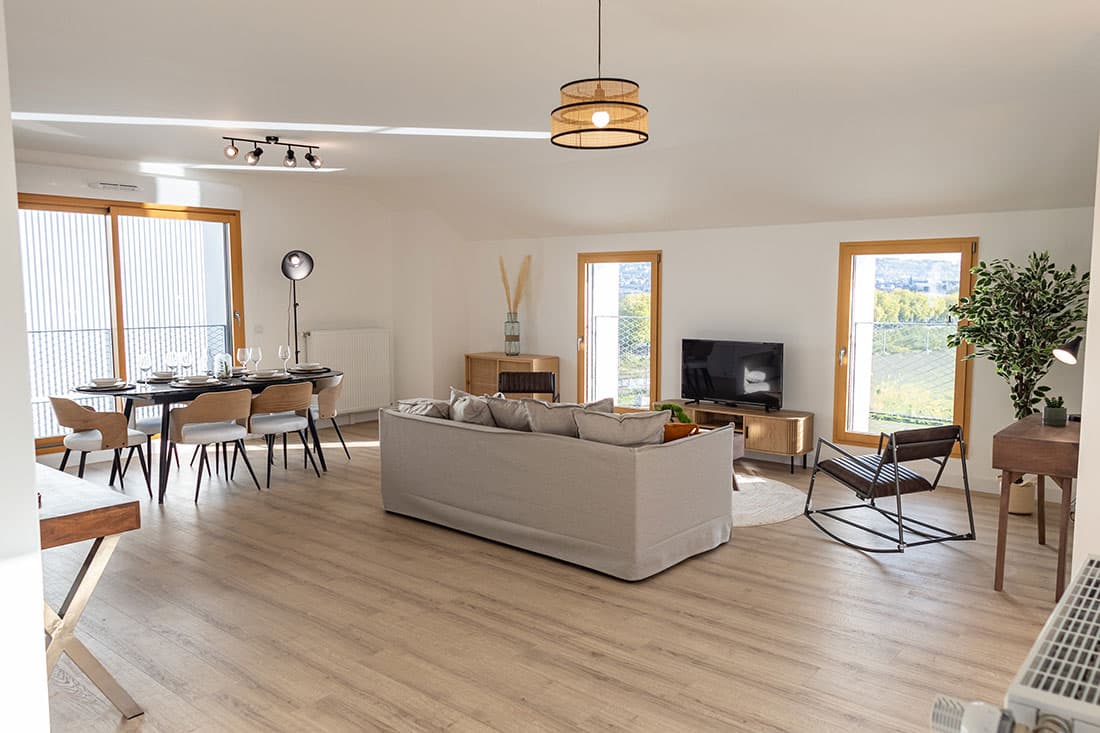 Rouen — Au cœur de la ville, ce spacieux appartement situé au septième et dernier étage d’une résidence de s... — Miniature 16