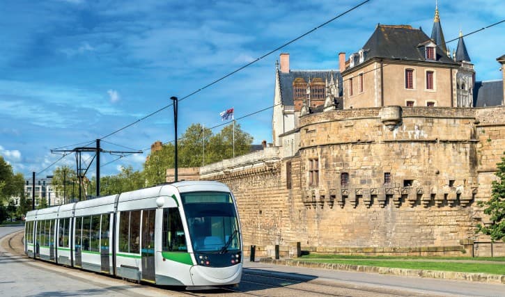 Orvault — Située à la lisière de Nantes Métropole, la commune d’Orvault séduit par son équilibre harmonieux en... — Miniature 5