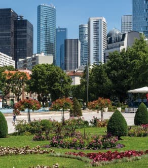 Puteaux — Située au sein de l’EcoQuartier des Bergères à Puteaux, cette nouvelle résidence propose une sélecti... — Miniature 6