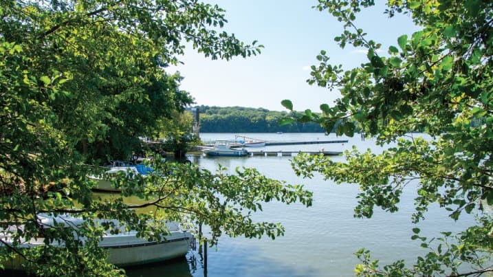 Nantes — Située au cœur d’un environnement naturel, à proximité des rives de l’Erdre, cette résidence s’intèg... — Miniature 2