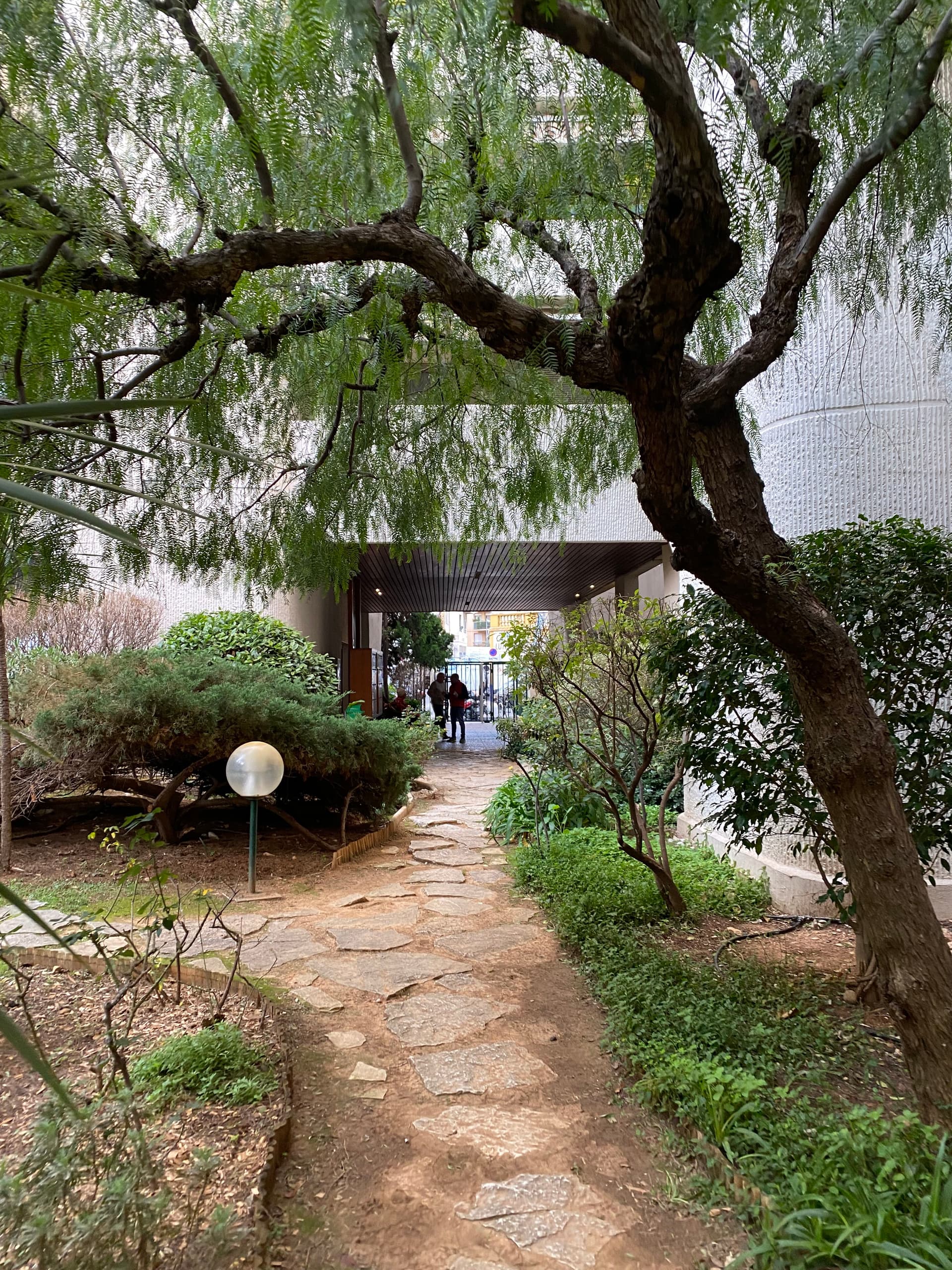 Nice — Situé dans le quartier Vernier, un secteur dynamique à la fois résidentiel et commerçant, cet ensemb... — Miniature 2