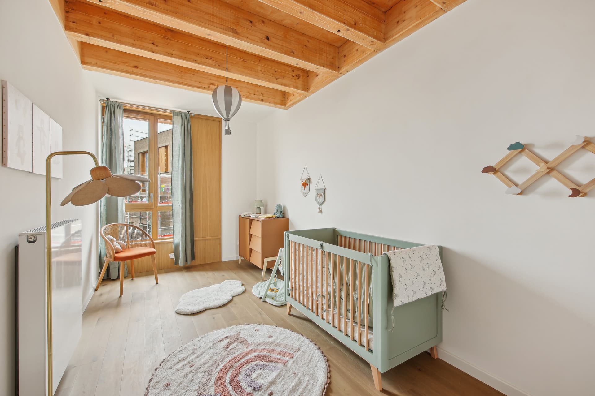 Versailles — Au cœur d’un environnement chargé d’histoire, à proximité immédiate des jardins emblématiques de Ver... — Miniature 13