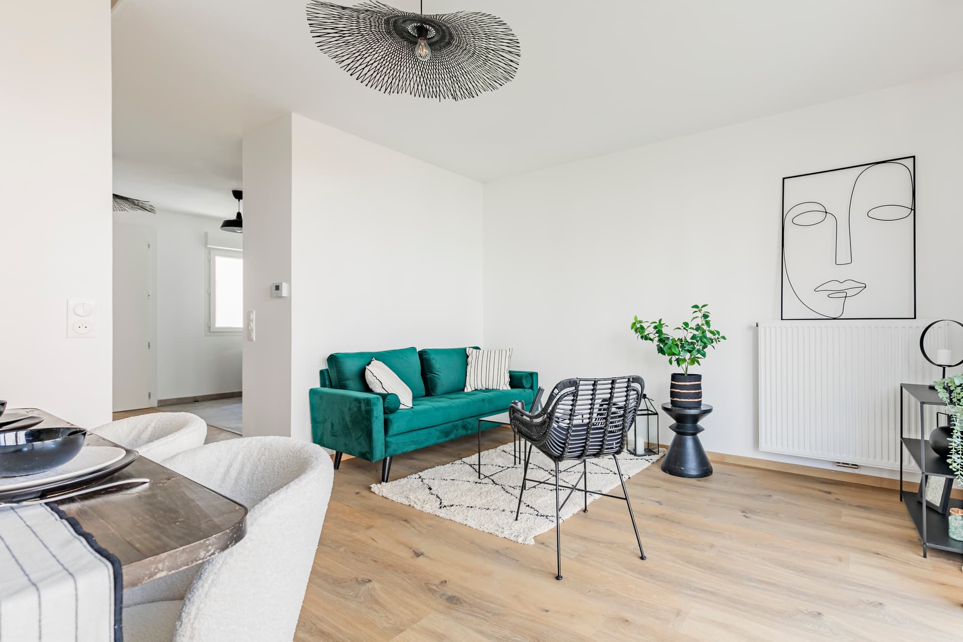 Mérignac — Située à Mérignac, au cœur d’un quartier résidentiel en plein renouvellement, cette résidence propos... — Miniature 11