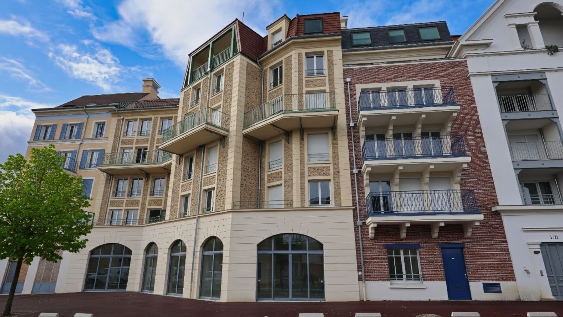 Wissous — Située à seulement quelques kilomètres au sud de Paris, Wissous bénéficie d’un environnement paisibl... — Miniature 3