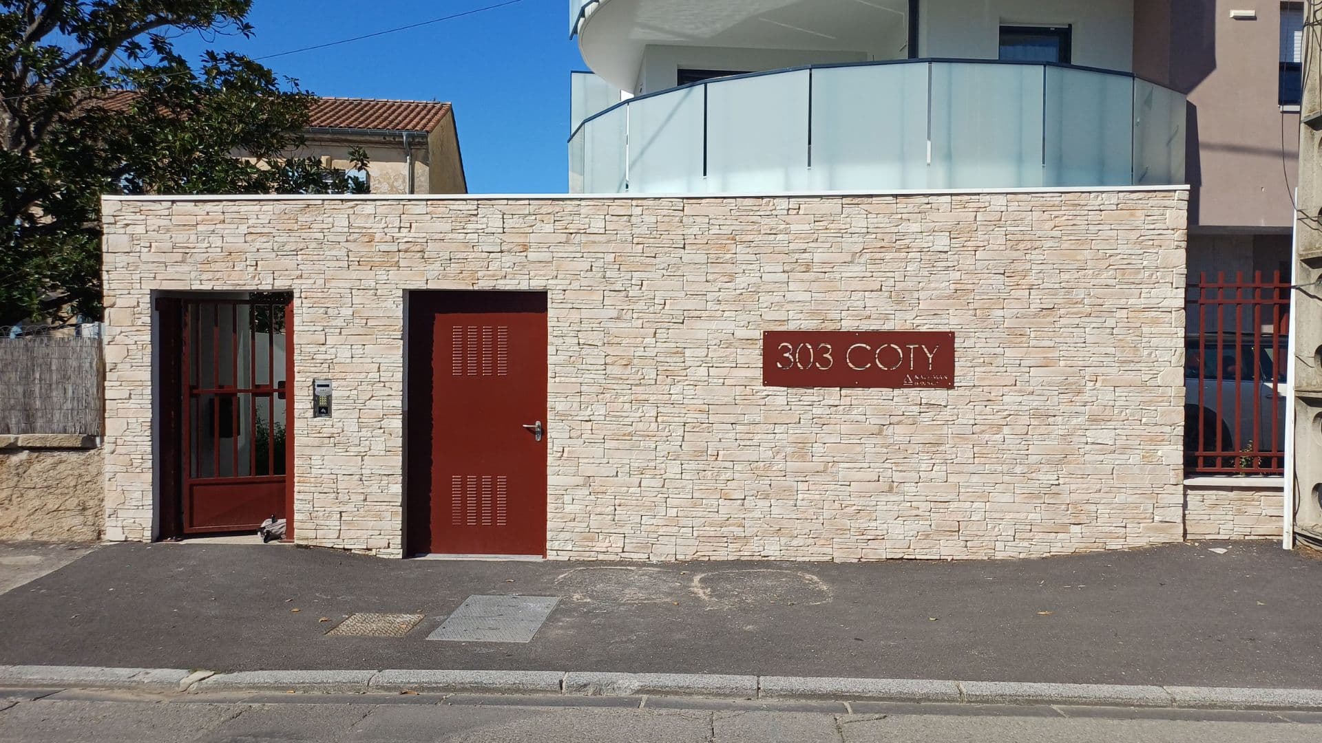 Cavaillon — Située au cœur du Luberon, cette résidence propose des logements disponibles immédiatement à la loca... — Miniature 5