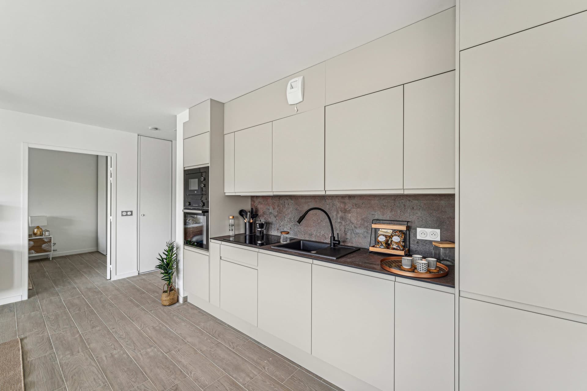 Saint-Ouen — Situé entre les quais de Seine et le centre-ville de Saint-Ouen, ce nouveau quartier emblématique se... — Miniature 6