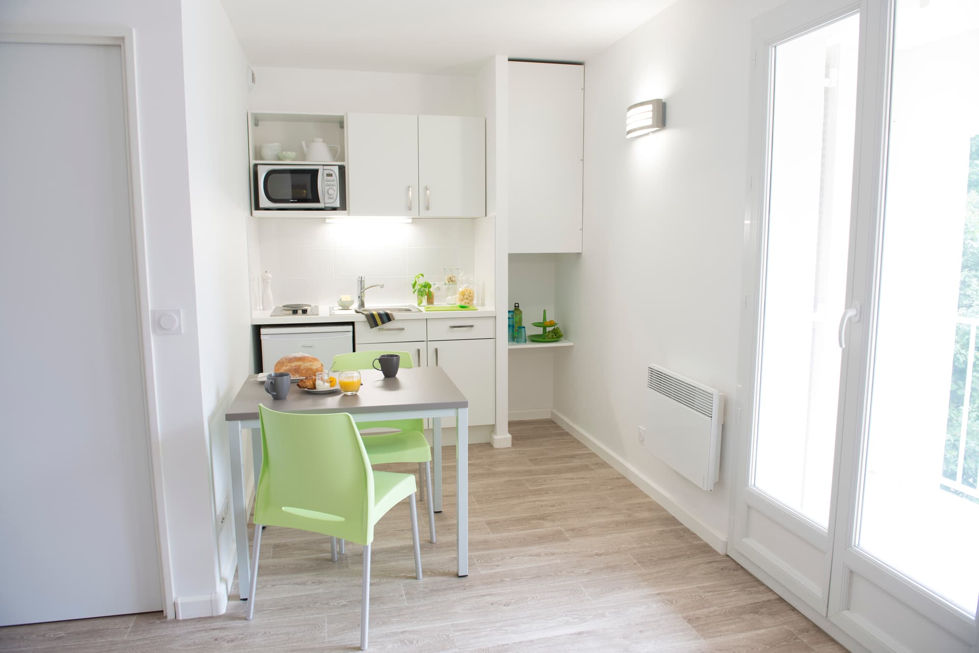 Magny le Hongre — Implantée à Magny Le Hongre, dans le département de la Seine-et-Marne, cette résidence s’adresse pri... — Miniature 6