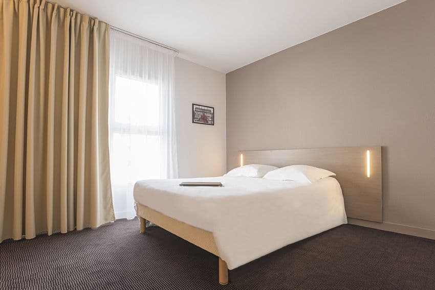 Lyon — Implantée au cœur du 3ᵉ arrondissement de Lyon, cette résidence se distingue par sa situation privil... — Miniature 5