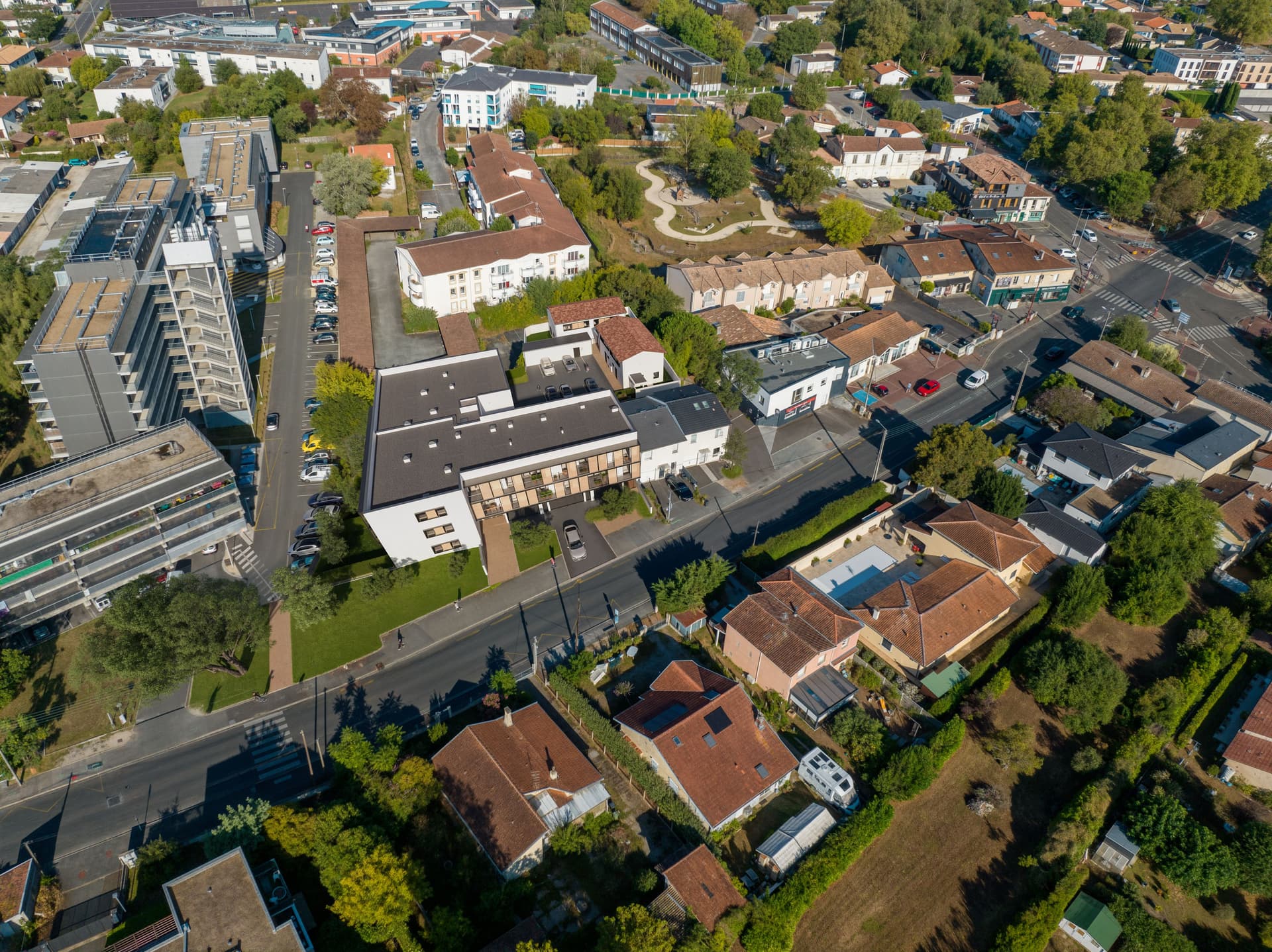 Merignac — Située dans un environnement résidentiel paisible, cette nouvelle réalisation immobilière propose de... — Miniature 4