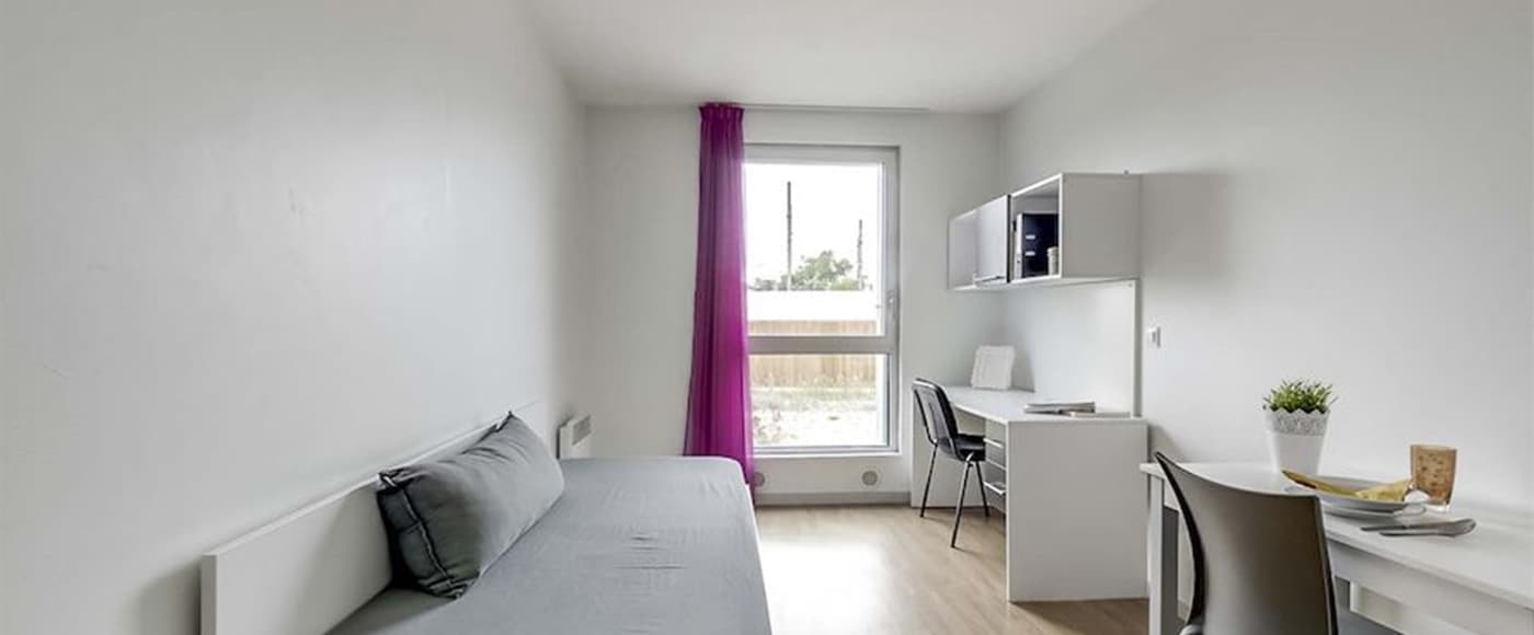 Cenon — Située au cœur du quartier de La Bastide, sur la rive droite de Bordeaux, cette résidence bénéficie ...