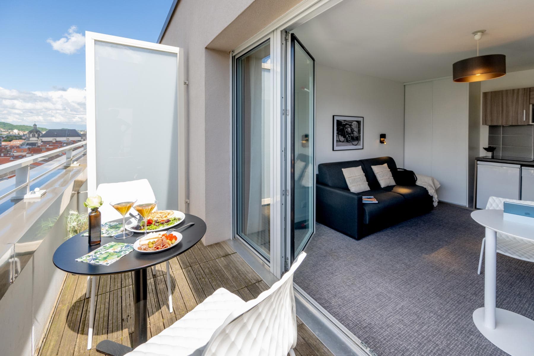 Nancy — Au cœur de Nancy, une résidence moderne propose des appartements fonctionnels, du studio de 17 m² au... — Miniature 7