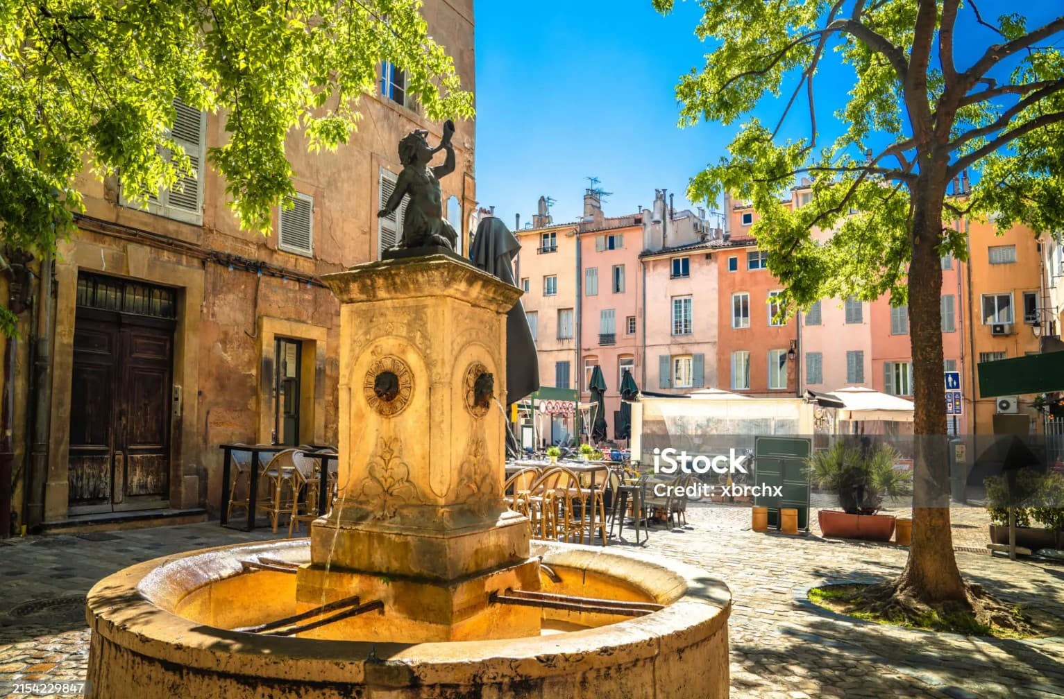 Rognes — Située à proximité d’Aix-en-Provence, la commune de Rognes séduit par son authenticité, ses ruelles ... — Miniature 2