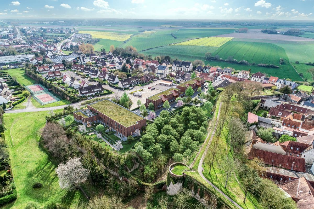 Montreuil-sur-Mer — Située au cœur de la ville médiévale de Montreuil-sur-Mer, cette nouvelle résidence bénéficie d’un e... — Miniature 2