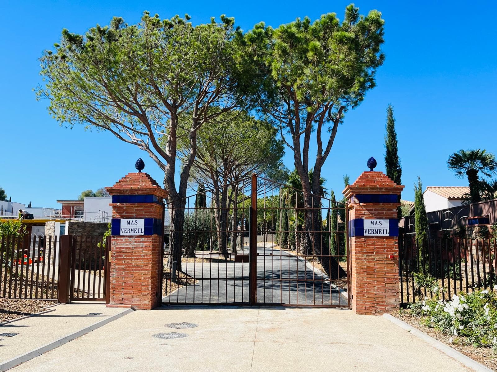 Perpignan — Situé dans un environnement paisible, ce programme immobilier neuf propose des maisons individuelles...