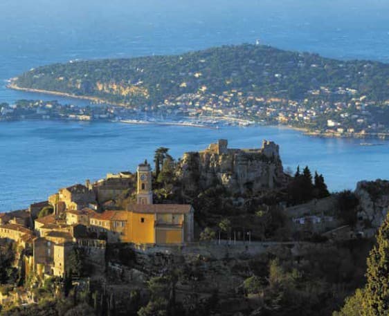 Eze — Située dans un quartier résidentiel privilégié à Èze, cette nouvelle résidence à taille humaine se c... — Miniature 5