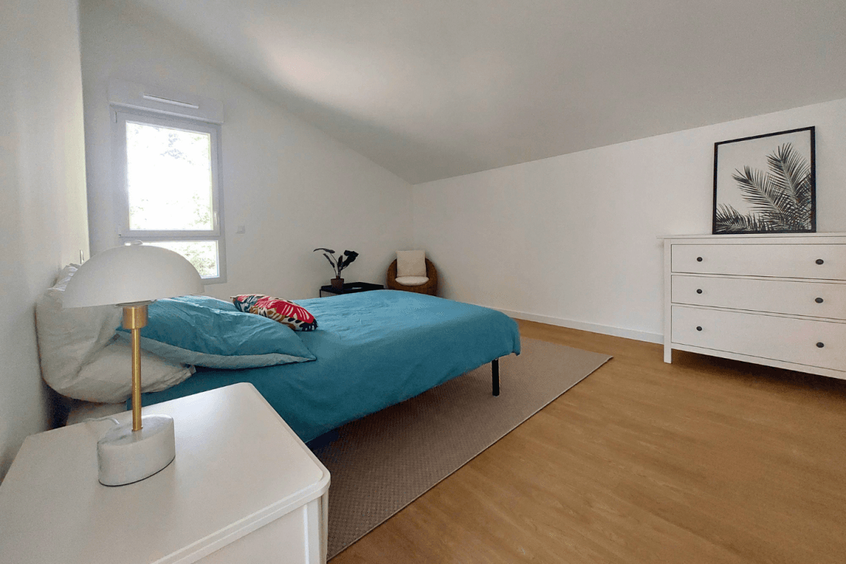 Saint-Hilaire-de-Riez — Situé au cœur d’un quartier résidentiel paisible à Saint-Hilaire-de-Riez, cet ensemble propose une s... — Miniature 7