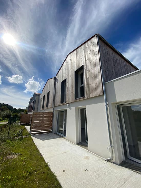 Vaux-sur-Mer — Au cœur d’un quartier résidentiel paisible à Vaux-sur-Mer, sur la Côte de Beauté, une sélection de m... — Miniature 8