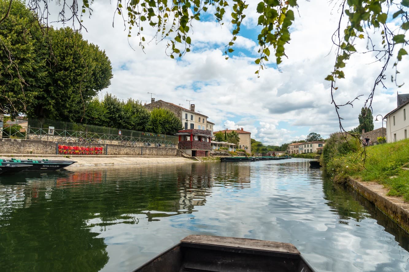 Niort — Idéalement située à Niort, cette résidence récente est conçue pour répondre aux besoins des étudiant... — Miniature 6