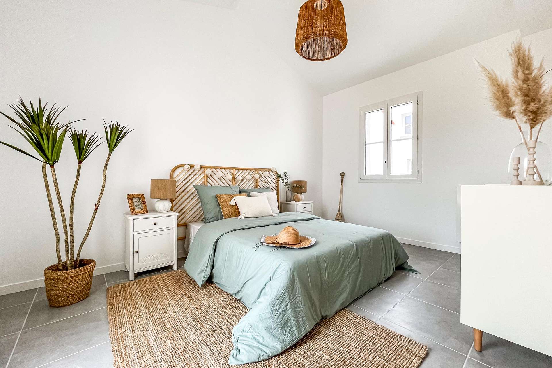 Saint-Pierre-D'oléron — Située au cœur du quartier de la Cotinière à Saint-Pierre-d'Oléron, cette maison de quatre pièces bé... — Miniature 6