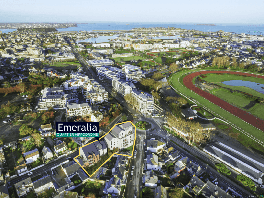 Saint-Malo — Située dans le quartier de l’hippodrome à Saint-Malo, cette résidence à taille humaine se compose de... — Miniature 3