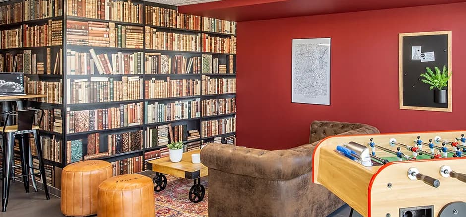 Cenon — Située dans une métropole reconnue pour son dynamisme universitaire, cette résidence étudiante s’int... — Miniature 3