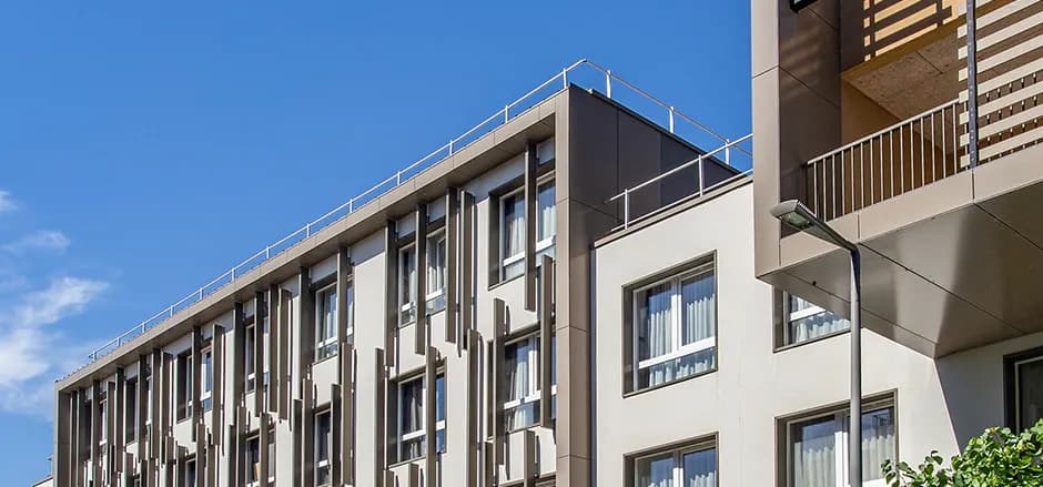 Cenon — Située dans une métropole reconnue pour son dynamisme universitaire, cette résidence étudiante s’int... — Miniature 10