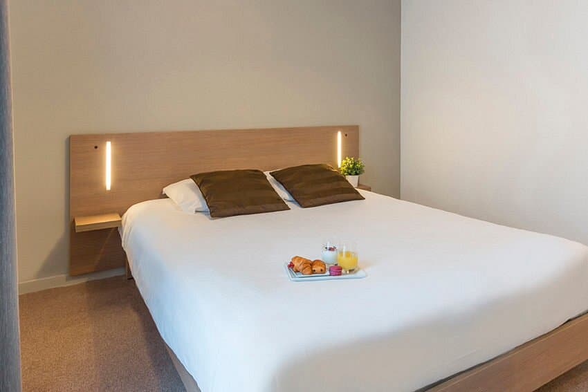 Saint Nazaire — À proximité immédiate du centre de Saint-Nazaire, cette résidence accueille ses résidents dans des a... — Miniature 7