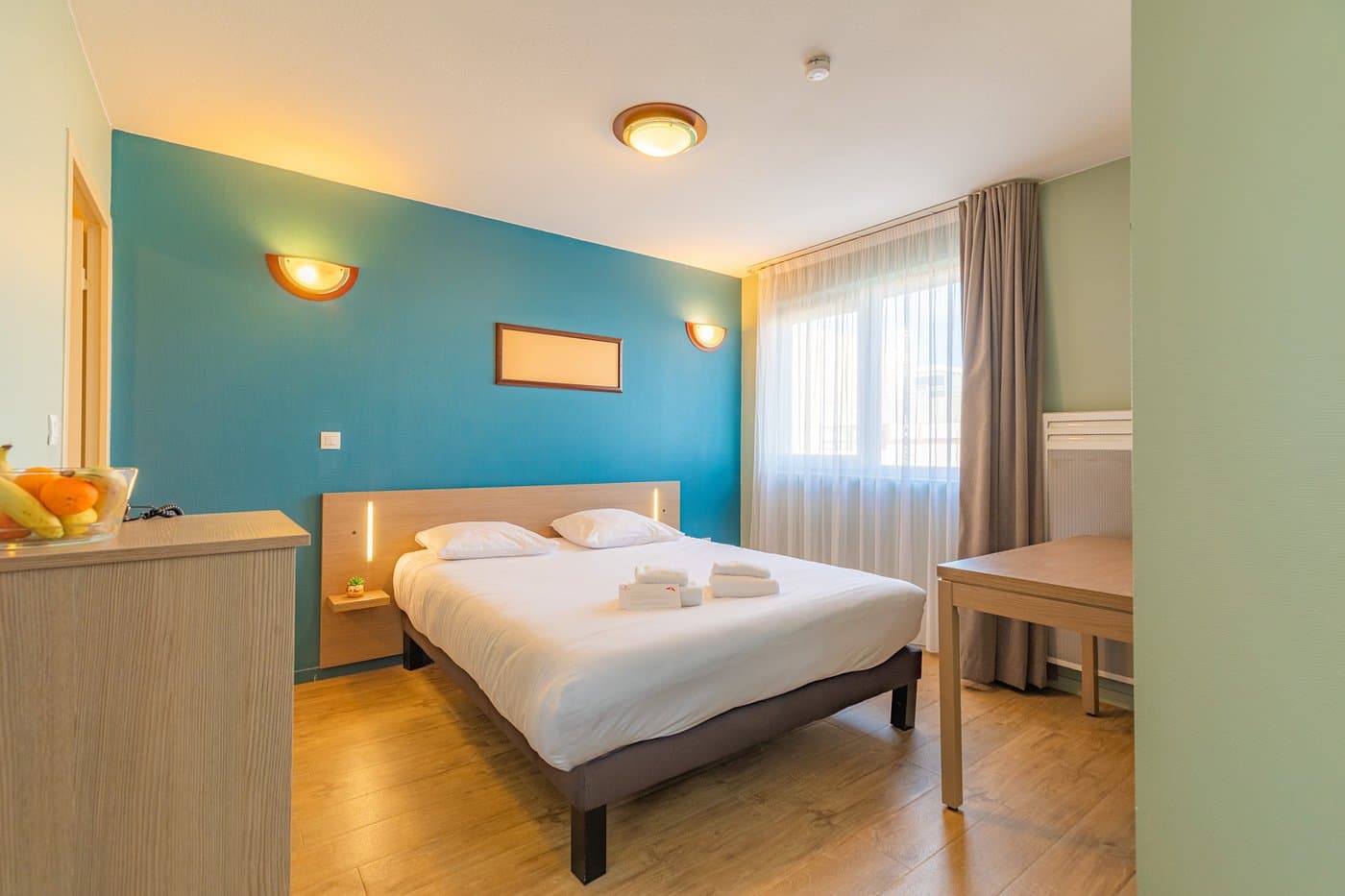 la Roche sur Yon — Au cœur de la Roche-sur-Yon, cette résidence contemporaine propose une sélection d'appartements, du ... — Miniature 2