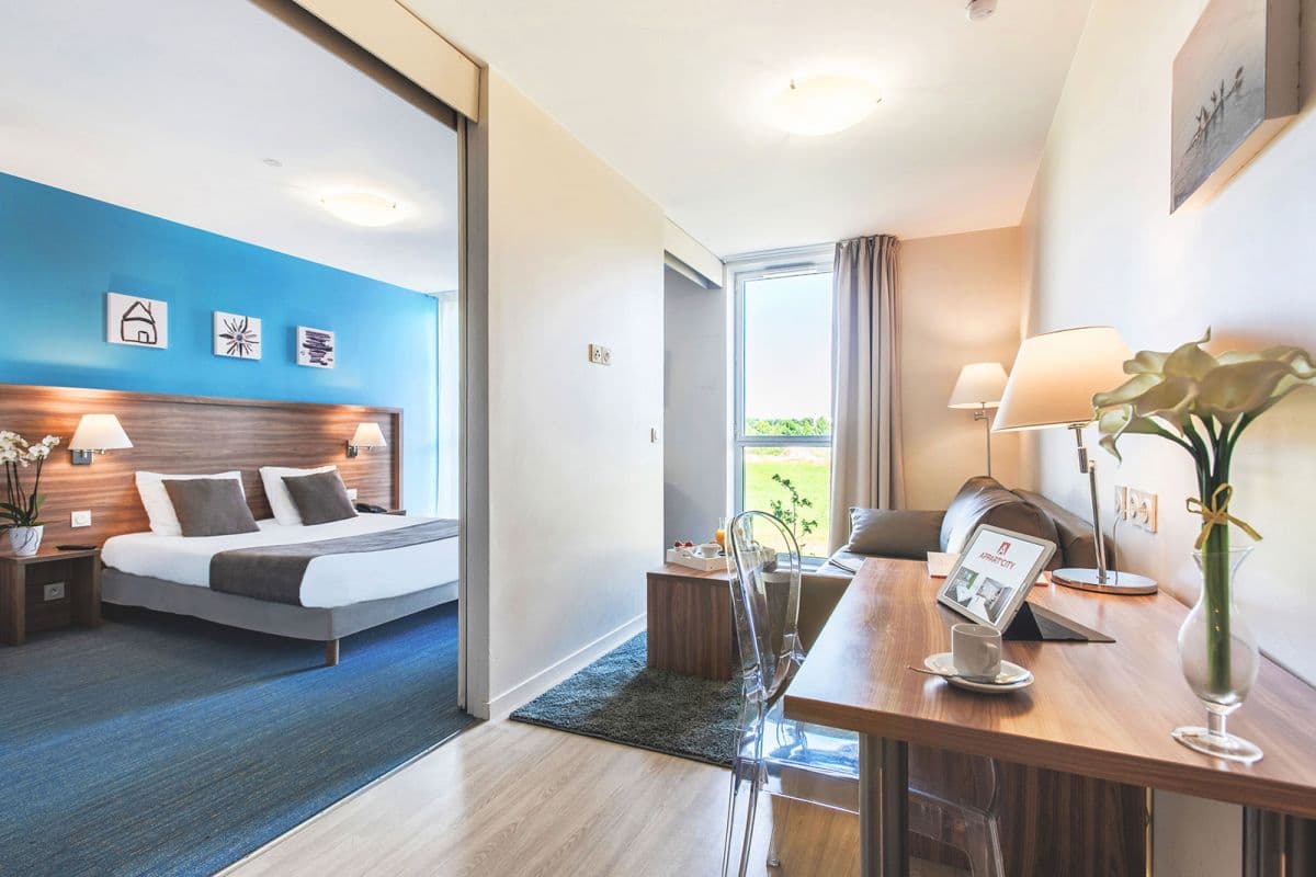 Vannes — Implantée dans le sud-est de Vannes, cette résidence propose des appartements allant du studio au de... — Miniature 2