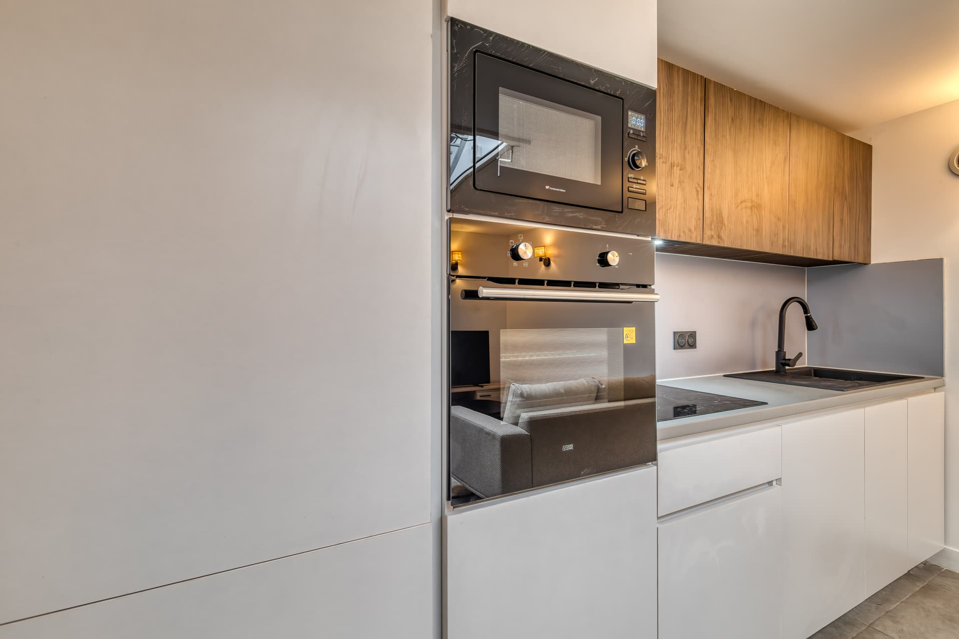 Annemasse — Situé en plein centre d’Annemasse, à proximité immédiate de la gare, du tramway, des commerces et de... — Miniature 13