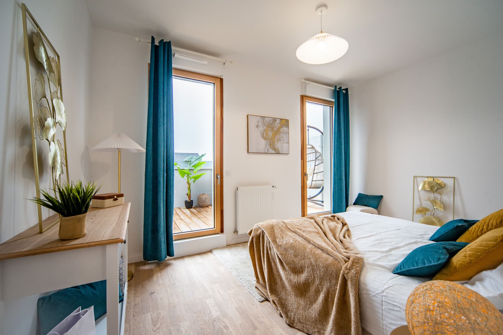 la Riche — Profitez d’un cadre de vie unique, où la nature s’invite chez vous grâce à une conception architectu... — Miniature 4