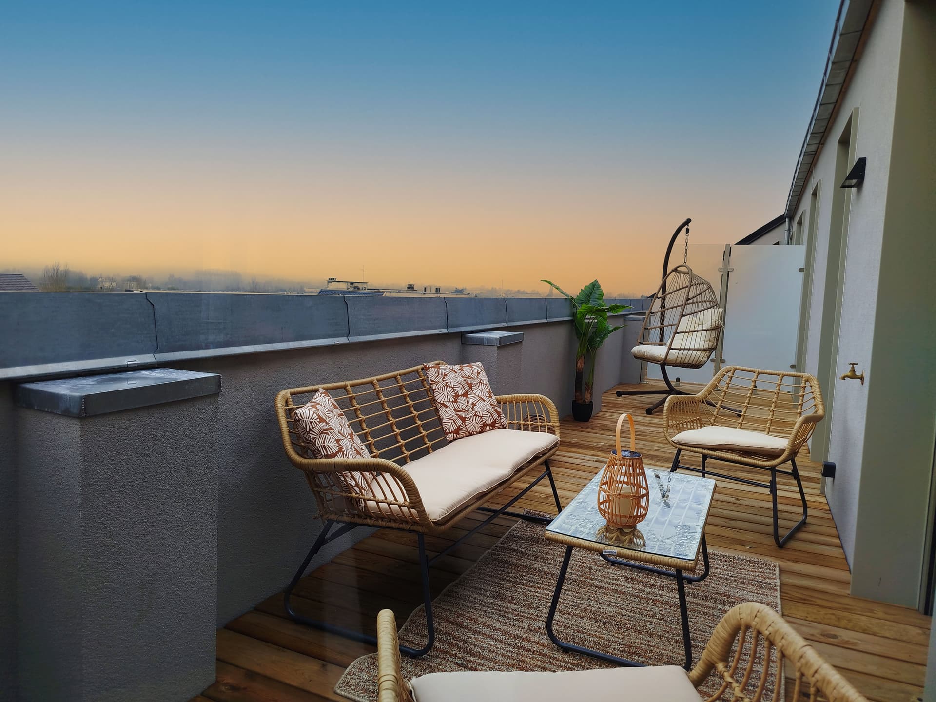 la Riche — Profitez d’un cadre de vie unique, où la nature s’invite chez vous grâce à une conception architectu... — Miniature 6