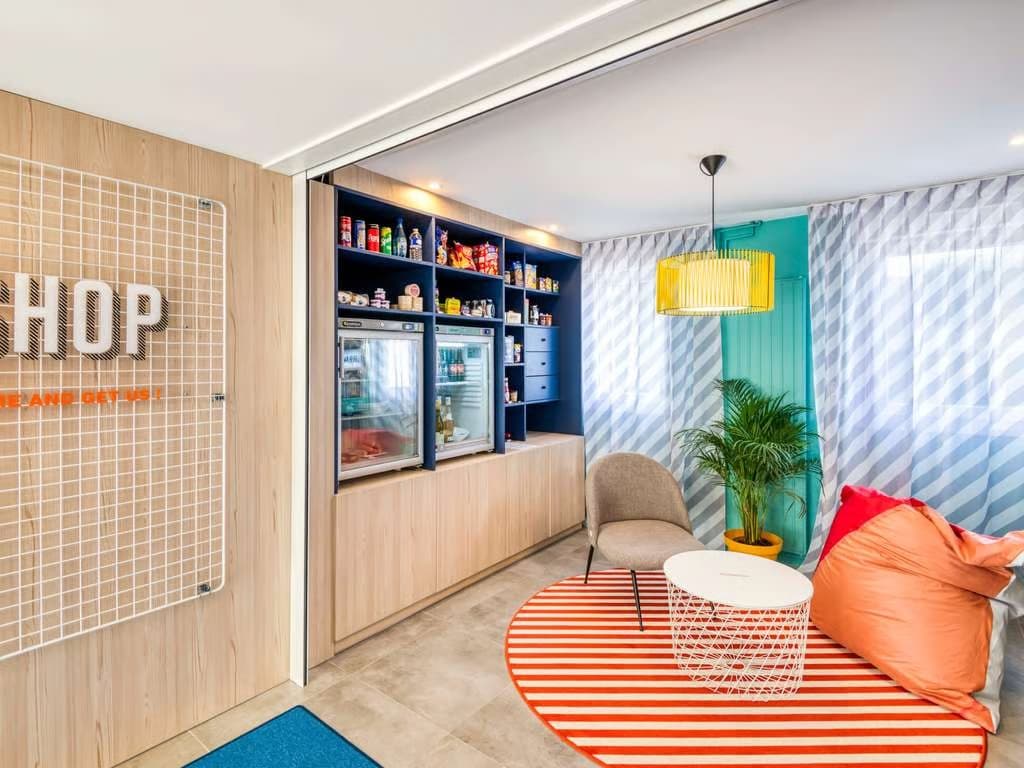 Saint Nazaire — Idéalement implantée à l’ouest de Saint-Nazaire, cette résidence bénéficie d’un emplacement privilég... — Miniature 5