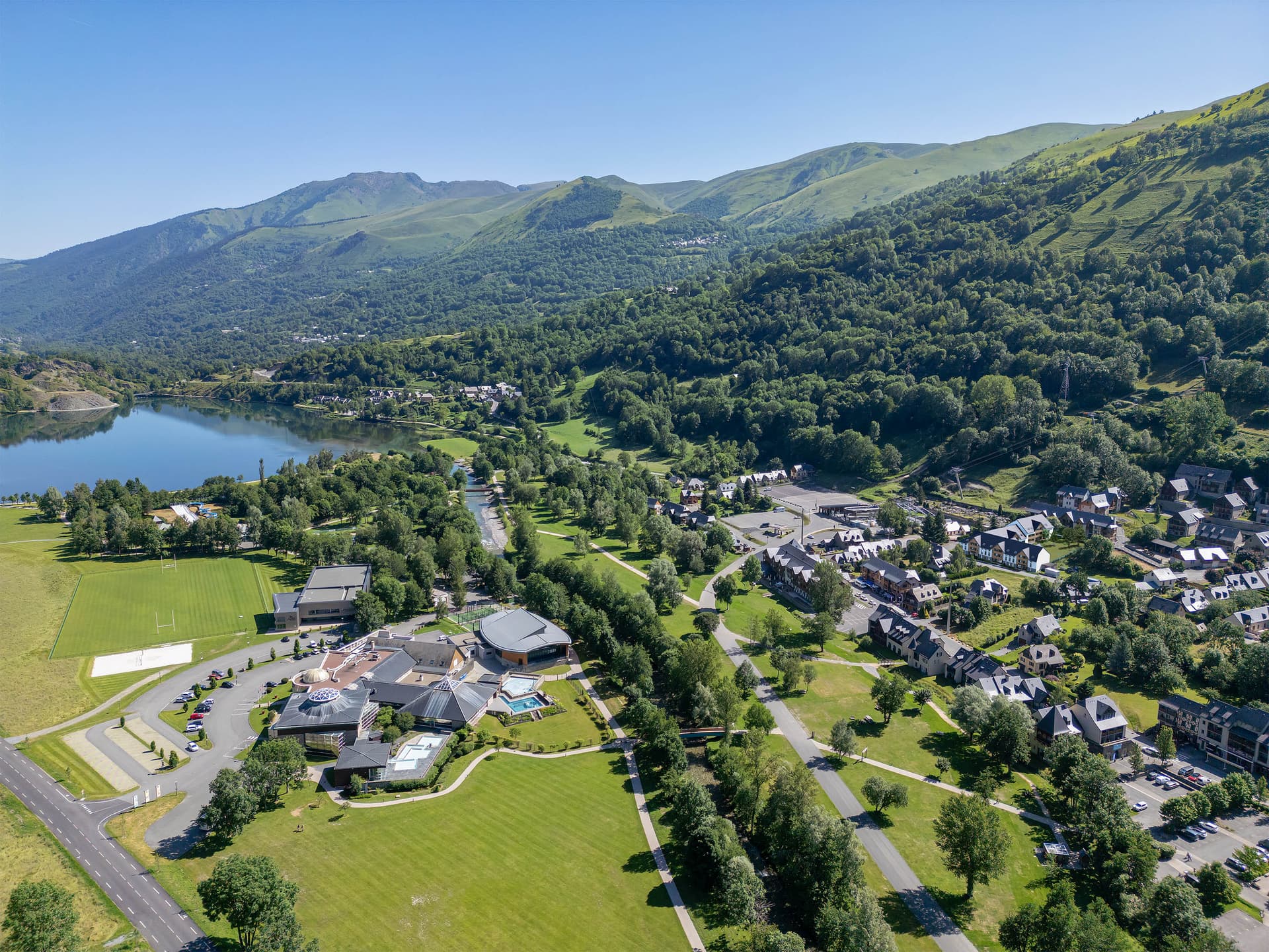 Loudenvielle — Au cœur de la vallée du Louron, entre les stations de Peyragudes et Val Louron, une nouvelle résiden... — Miniature 9