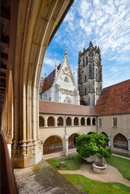 Bourg-en-Bresse — Située à Bourg-en-Bresse, cette nouvelle résidence propose des appartements de 2 à 4 pièces, chacun ... — Miniature 10
