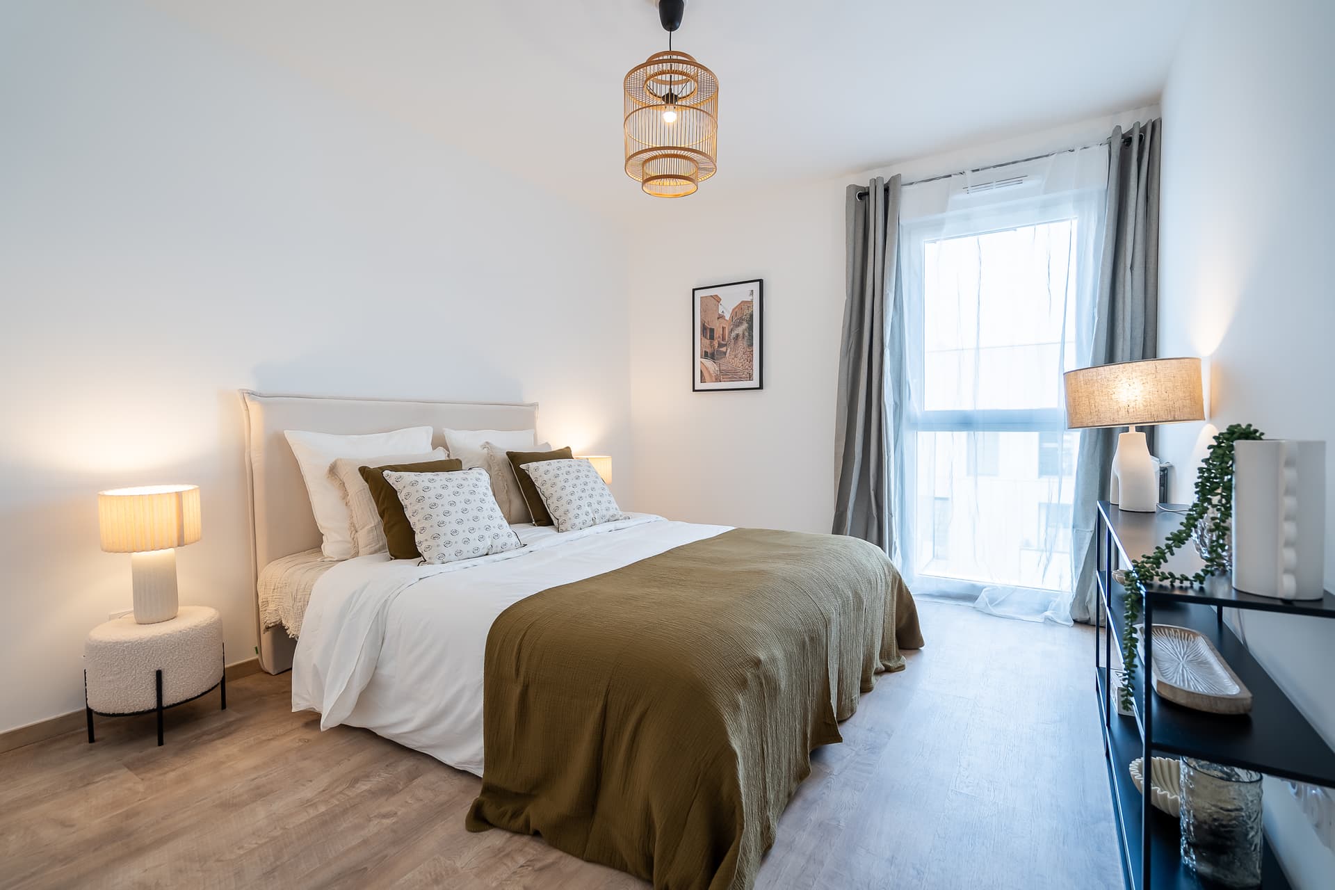 Thonon-les-Bains — Située à proximité immédiate du quartier de Concise à Thonon-les-Bains, cette résidence contemporain... — Miniature 16