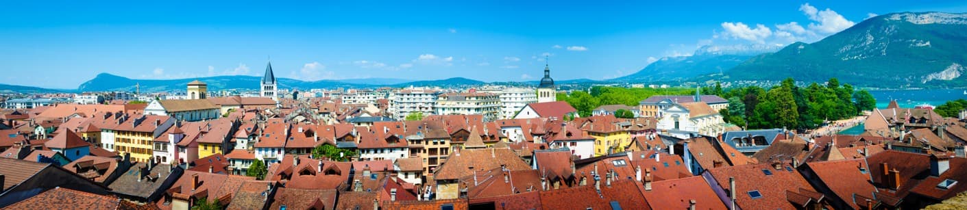 Annecy — Située à Annecy, cette nouvelle résidence propose des appartements spacieux de 4 ou 5 pièces, conçus... — Miniature 8