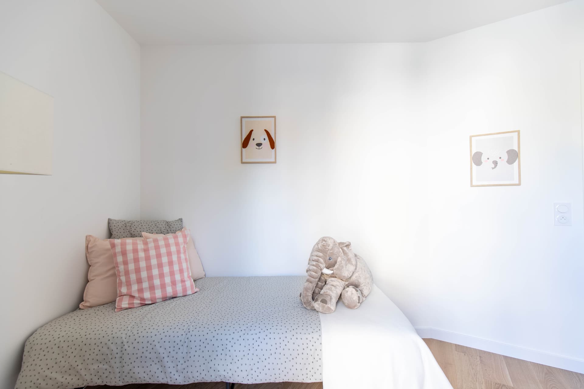 Saint-Germain-en-Laye — Au cœur d'un environnement résidentiel à Saint-Germain-en-Laye, une nouvelle résidence propose une s... — Miniature 12