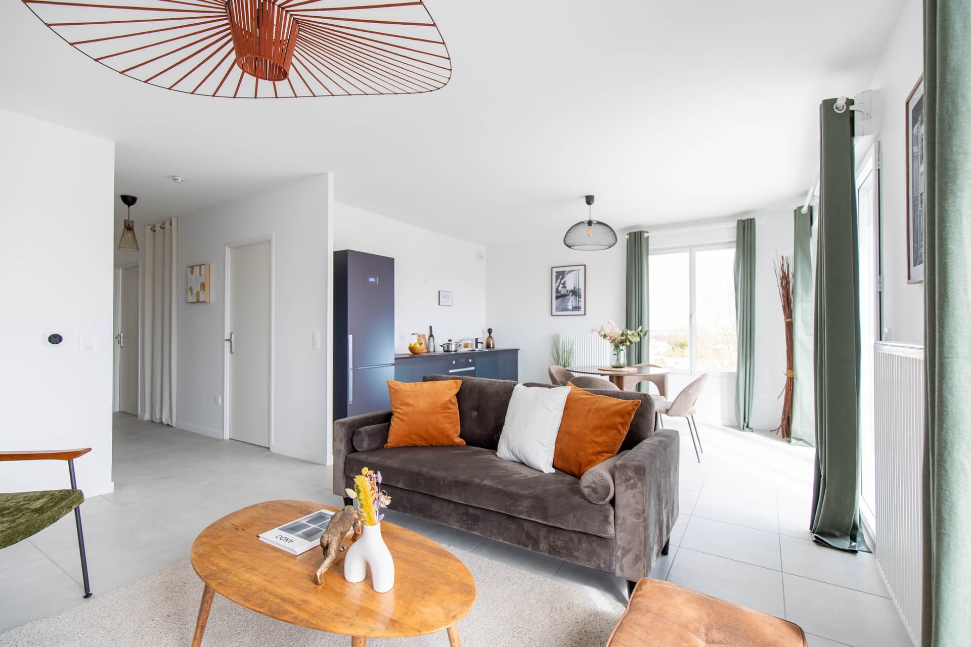 la Rochelle — Située à proximité du centre-ville de La Rochelle, cette résidence bénéficie d’un emplacement privil... — Miniature 9