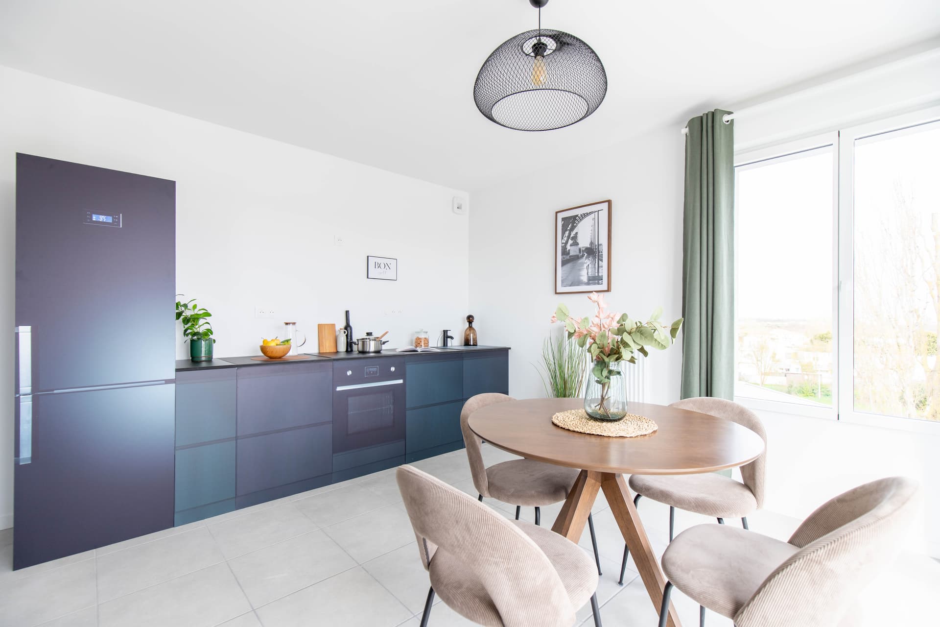 la Rochelle — Située à proximité du centre-ville de La Rochelle, cette résidence bénéficie d’un emplacement privil... — Miniature 11